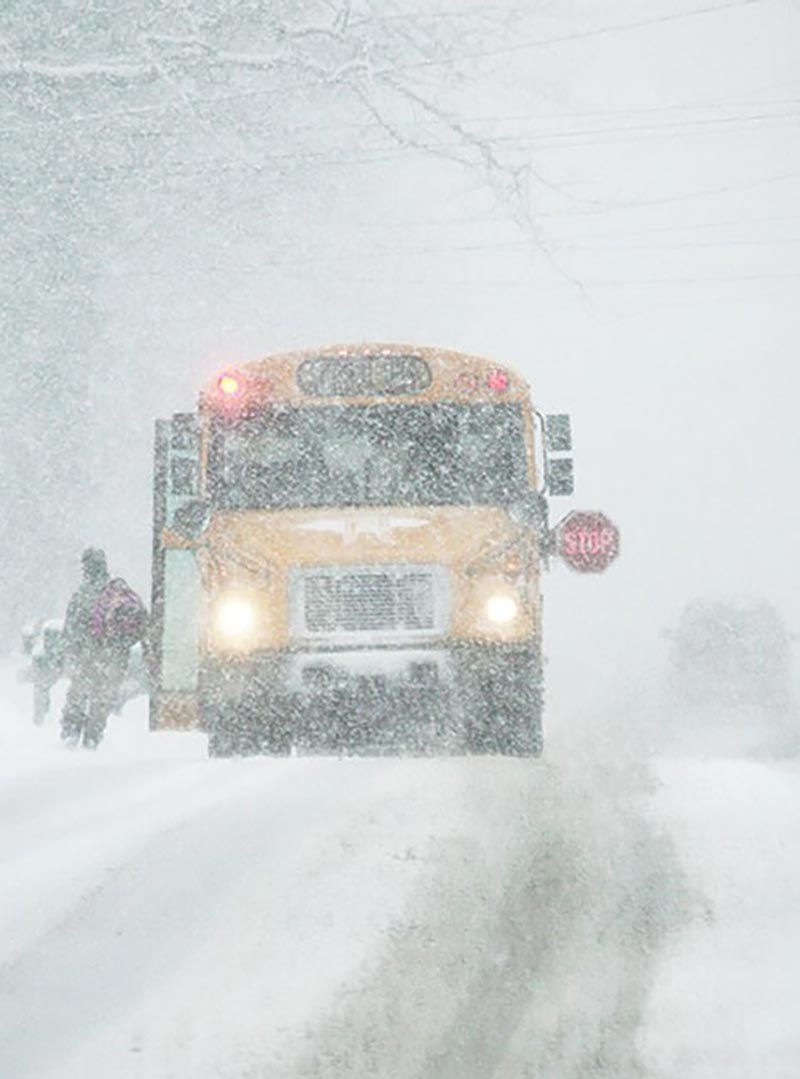 bus10 snow bus